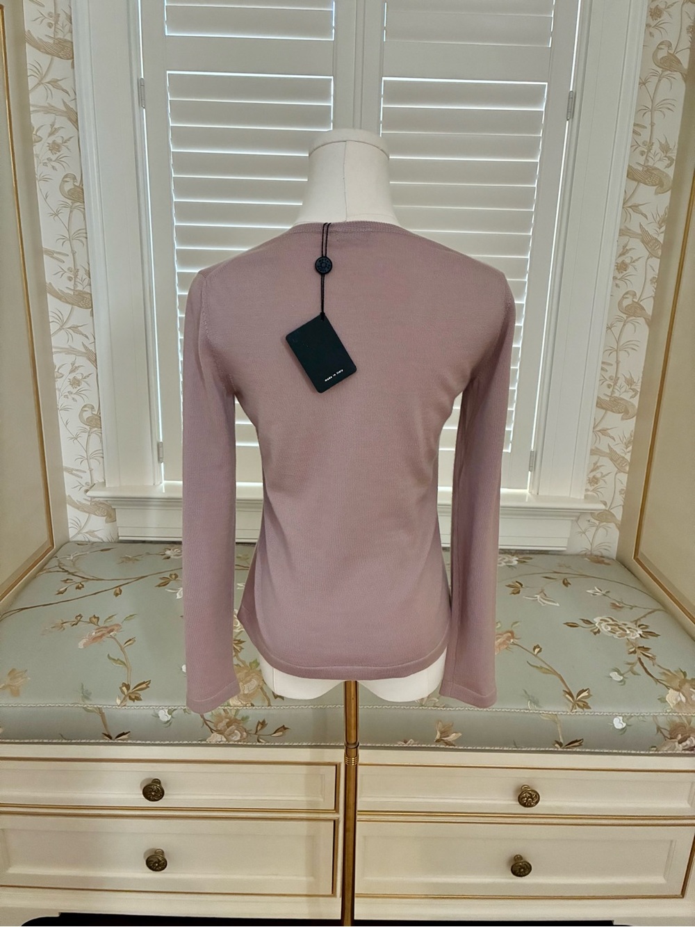 NWT Manrico Cashmere Classic Scoop Neck Long-Sleeve Sweater in Dusty Rose - Picture 6 of 6